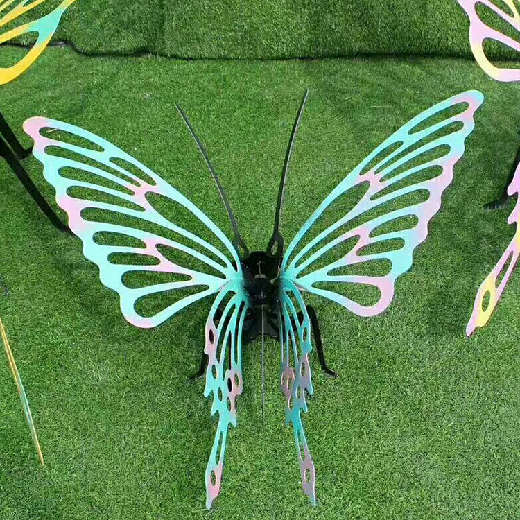 彩绘户外蝴蝶动物雕塑